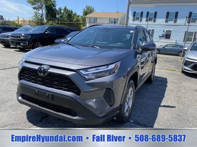Used 2025 Gray Toyota XLE image 9