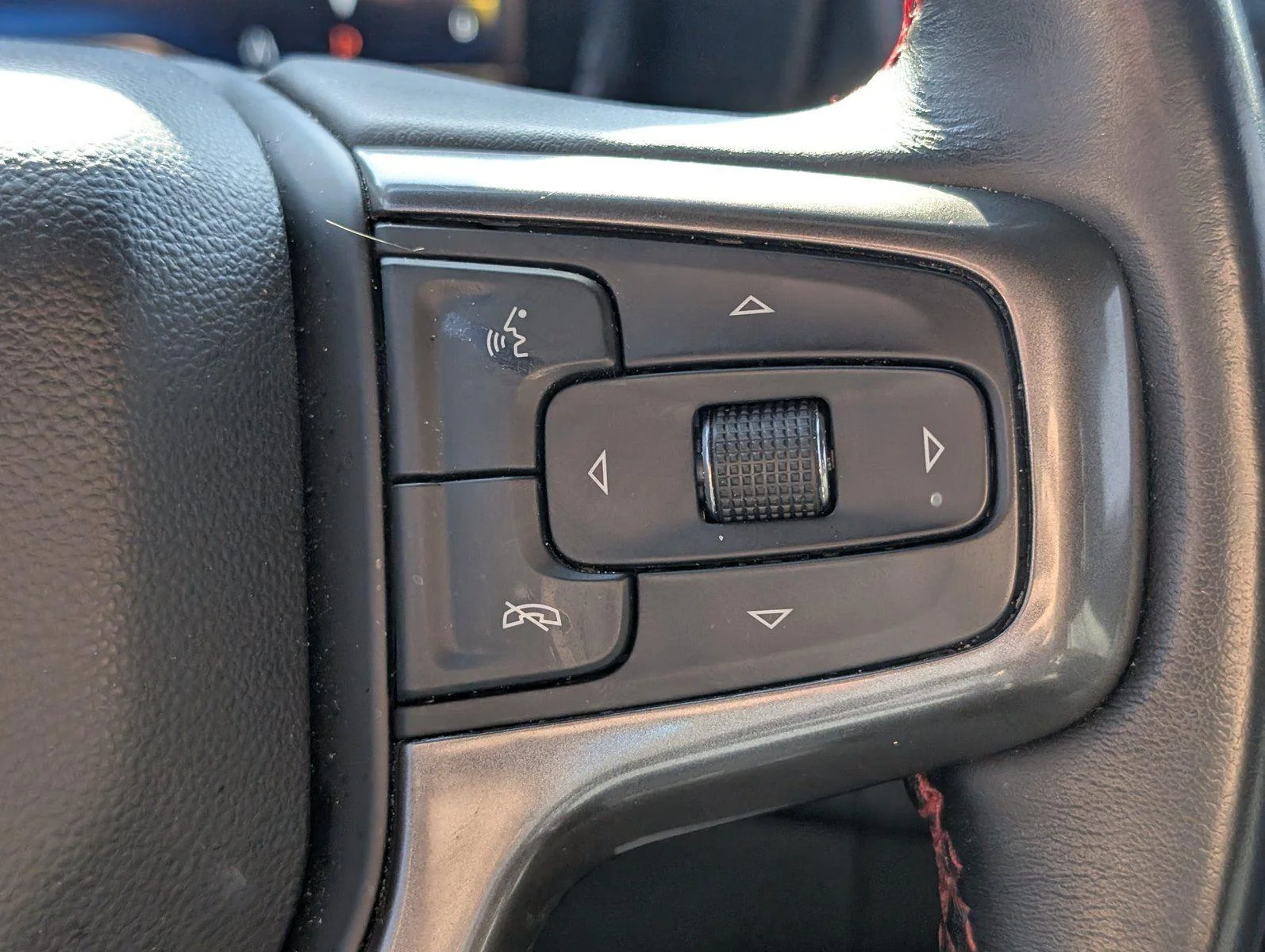 Used 2023 Summit White Chevrolet RST image 24