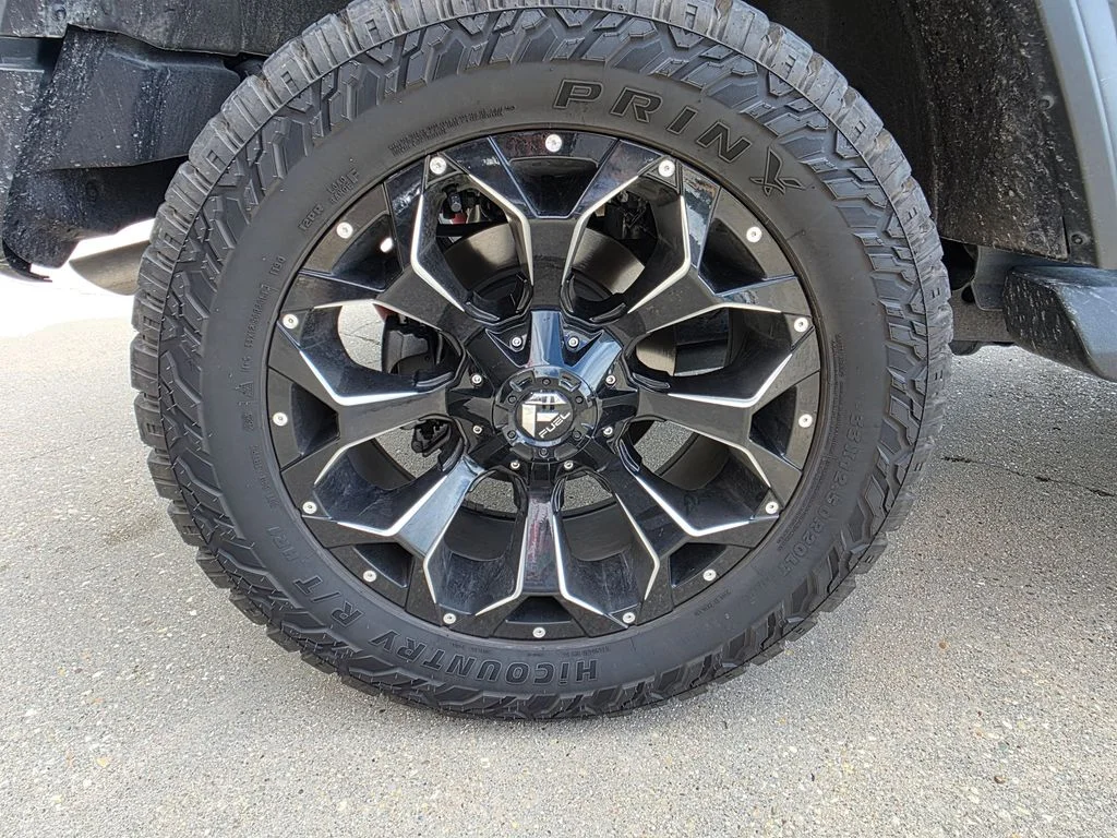 Used 2024 Gray Jeep Rubicon image 22