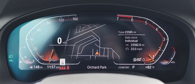 Used 2023 Black BMW xDrive30i image 9
