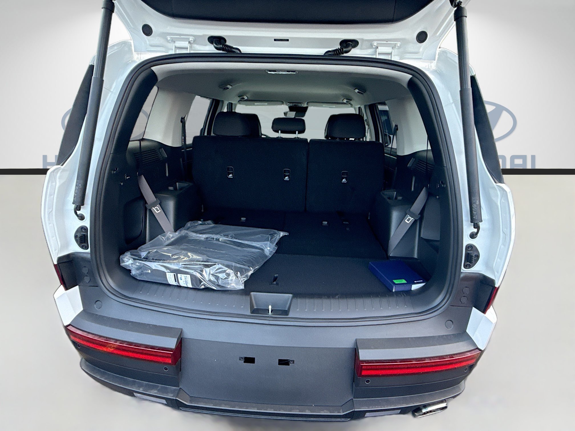 New 2026 Serenity White Hyundai SE FWD image 42