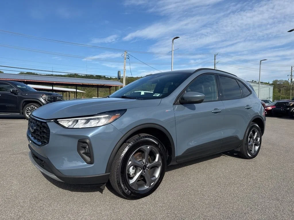 2025 Ford Escape ST-Line Select AWD 2.0L's photo
