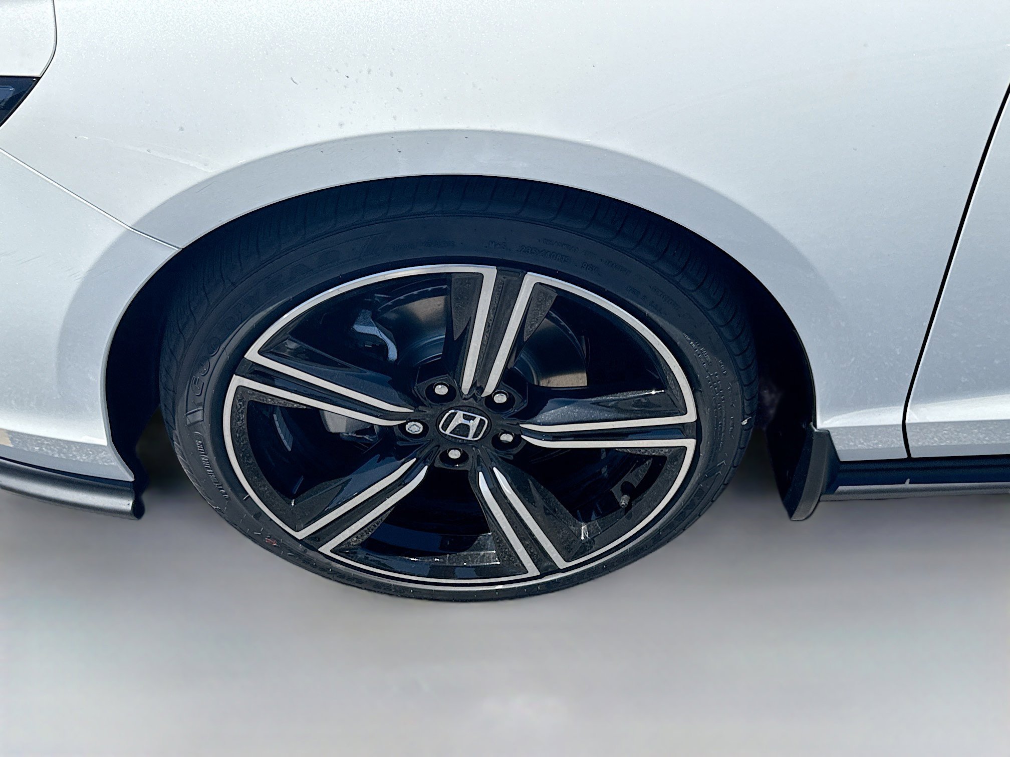New 2026 Platinum White Pearl Honda SE image 26