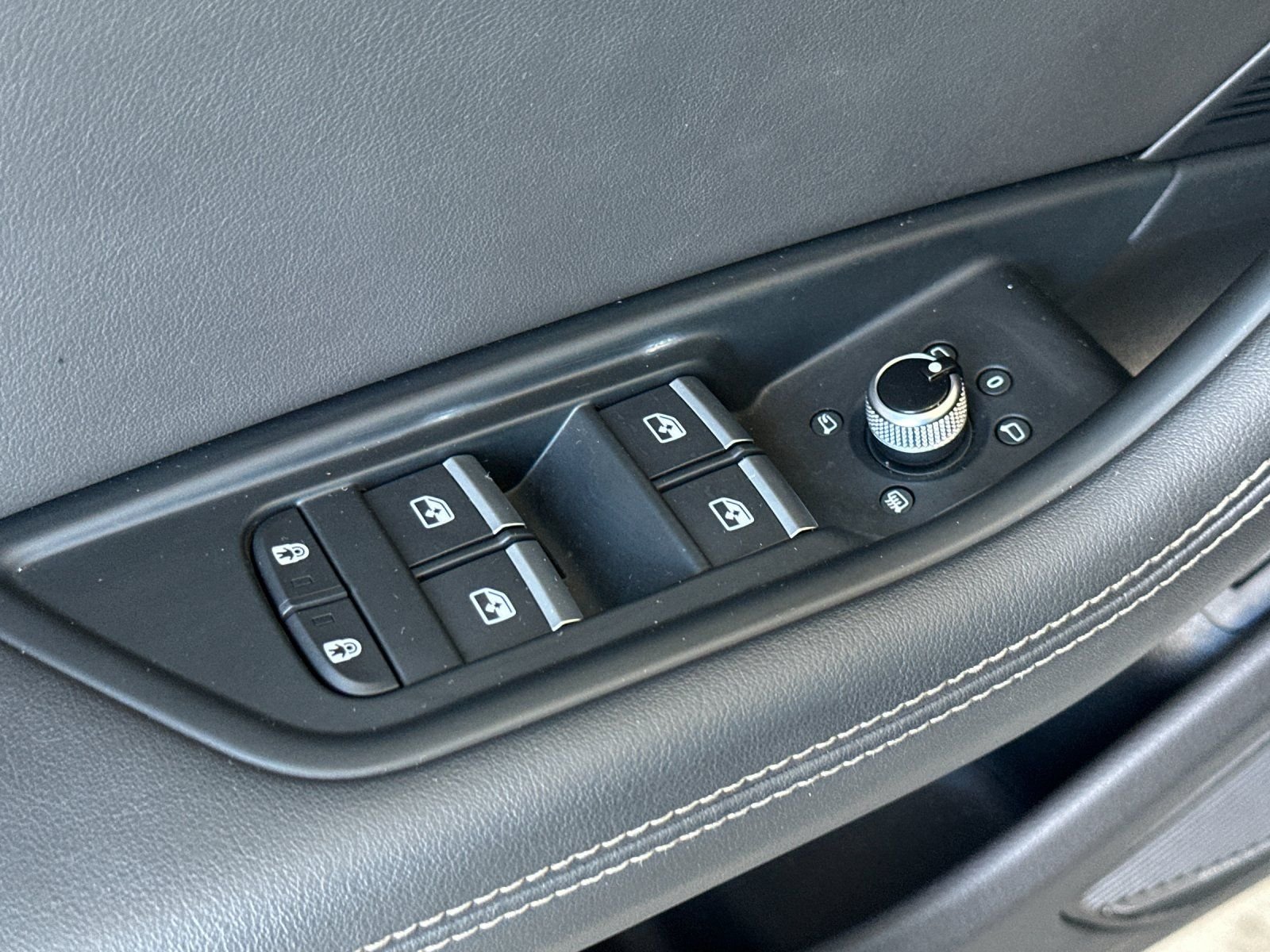 Used 2024  Audi 45 S line Premium Plus image 11