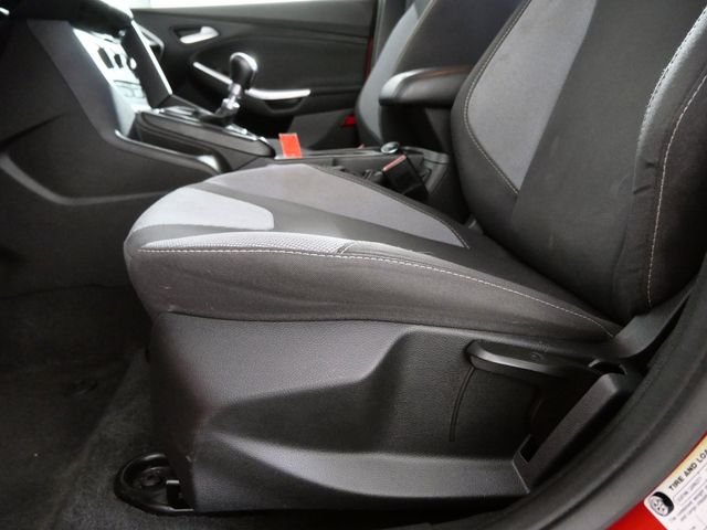 Used 2014 Red Ford ST image 17