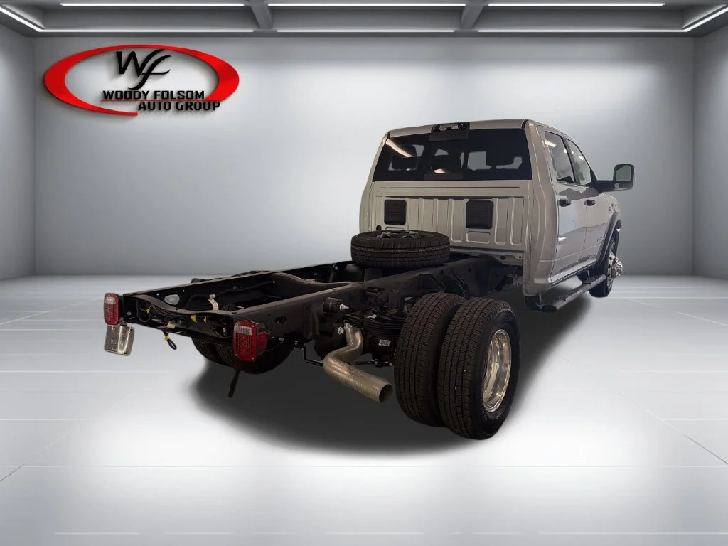 New 2027 Silver-Zynith Paint RAM Tradesman image 6