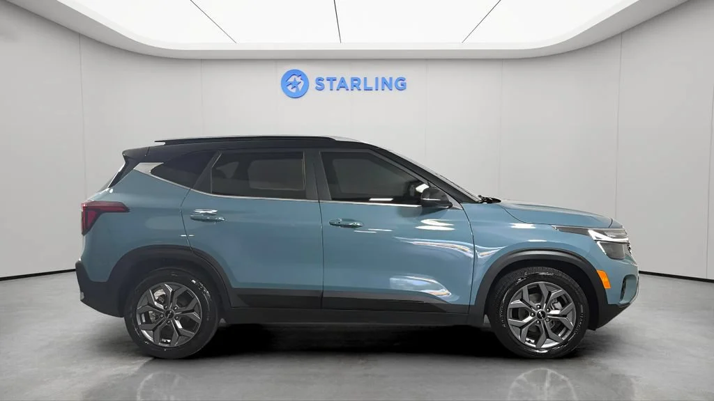 2024 Kia Seltos S - Photo 11