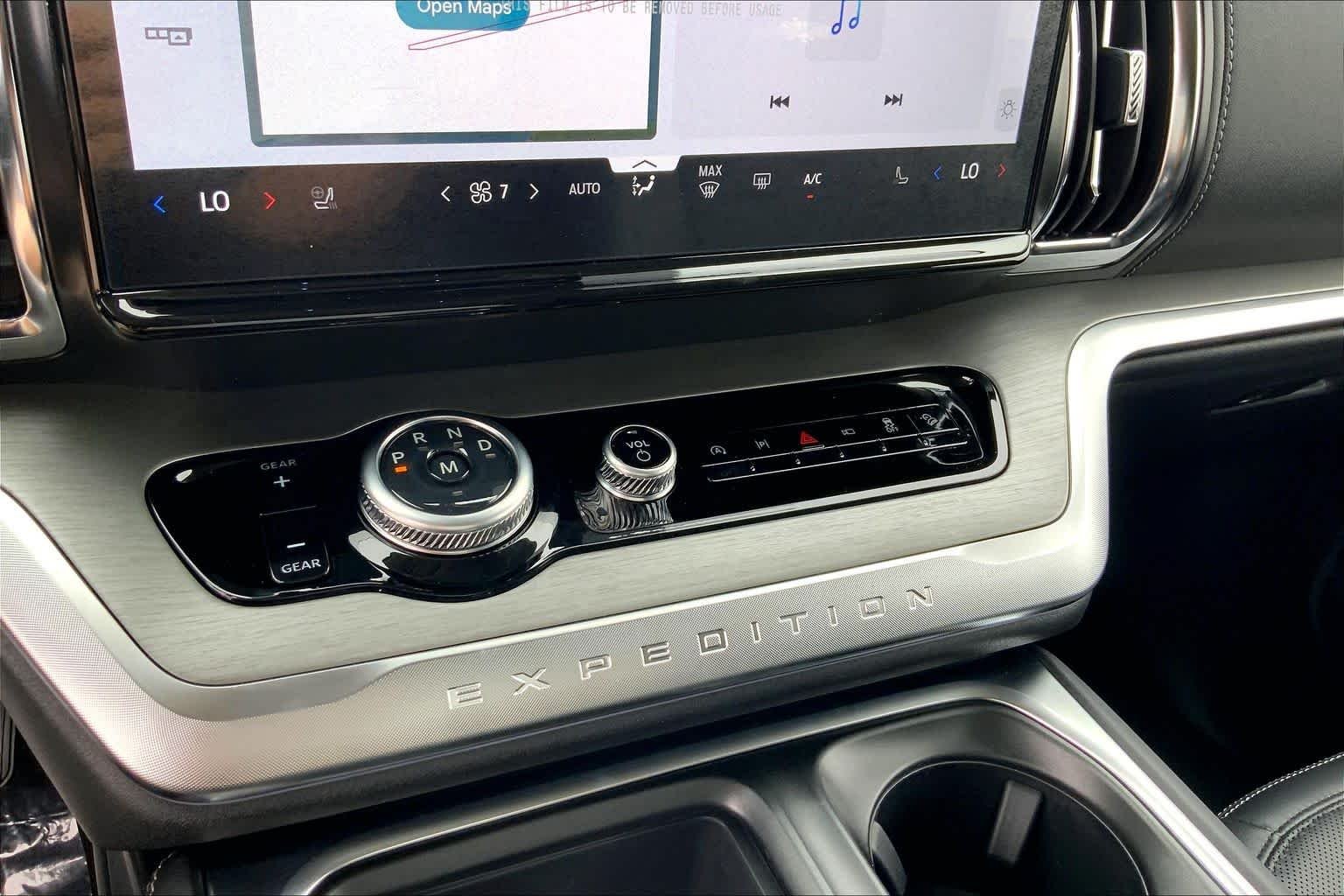 New 2026 Agate Black Metallic Ford Platinum® image 18