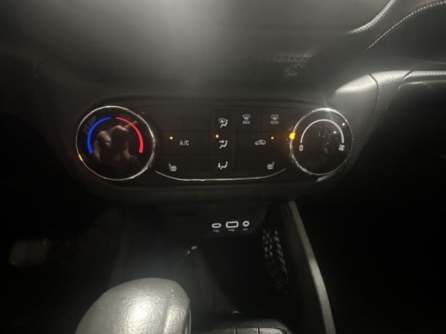 Used 2022 Summit White Chevrolet RS image 21