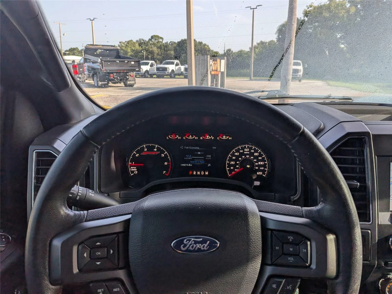 Used 2018 Gray Ford XLT image 28