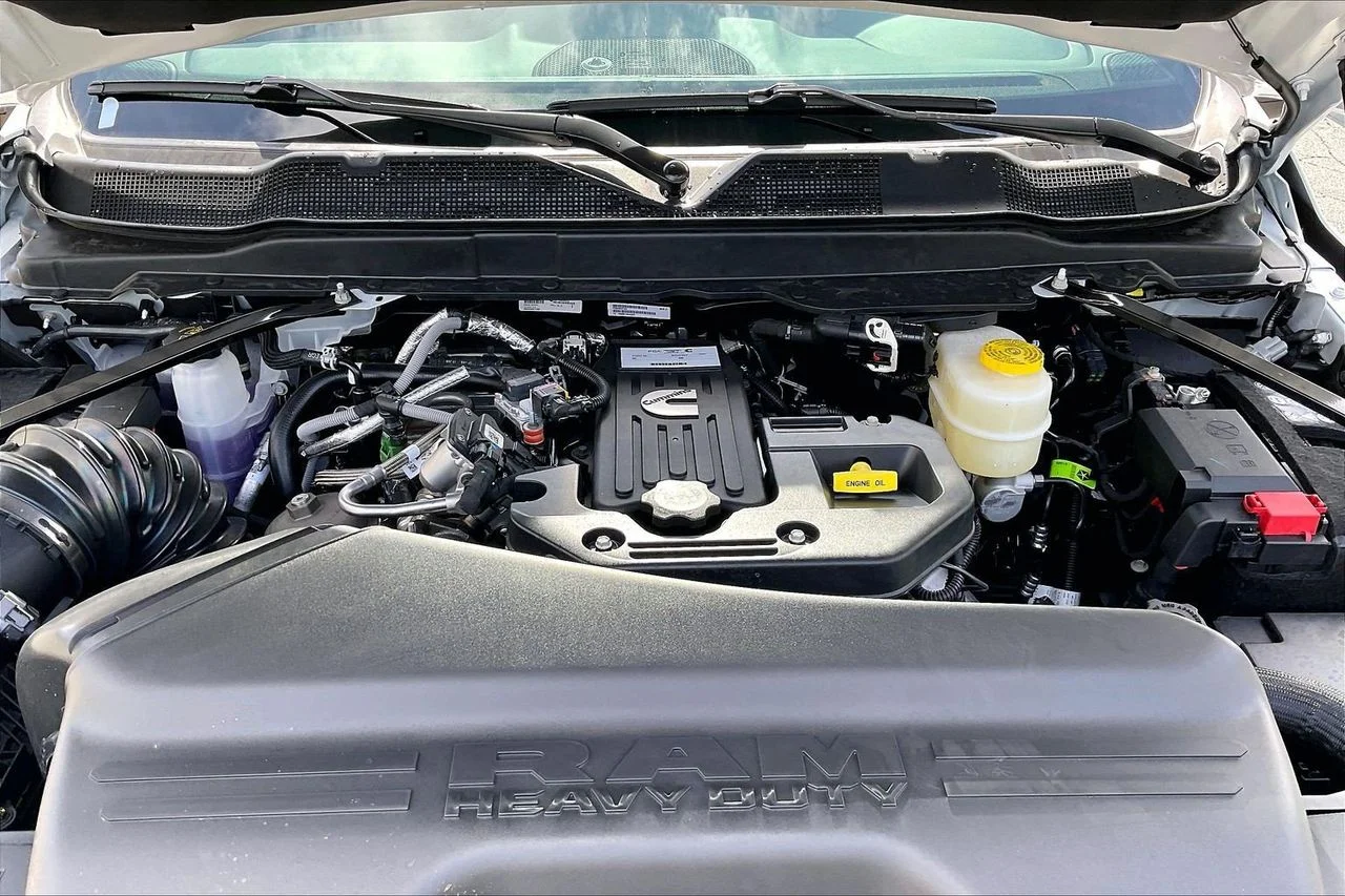 New 2026 Bright White Clearcoat RAM Big Horn image 35
