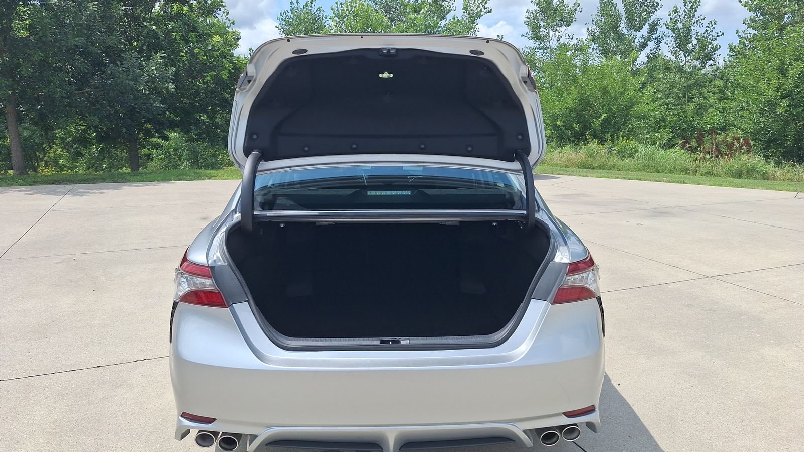 Used 2022 Silver Toyota XSE image 15