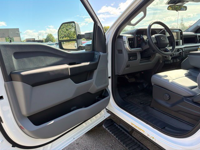 New 2026 Oxford White Ford F-600® XL image 8