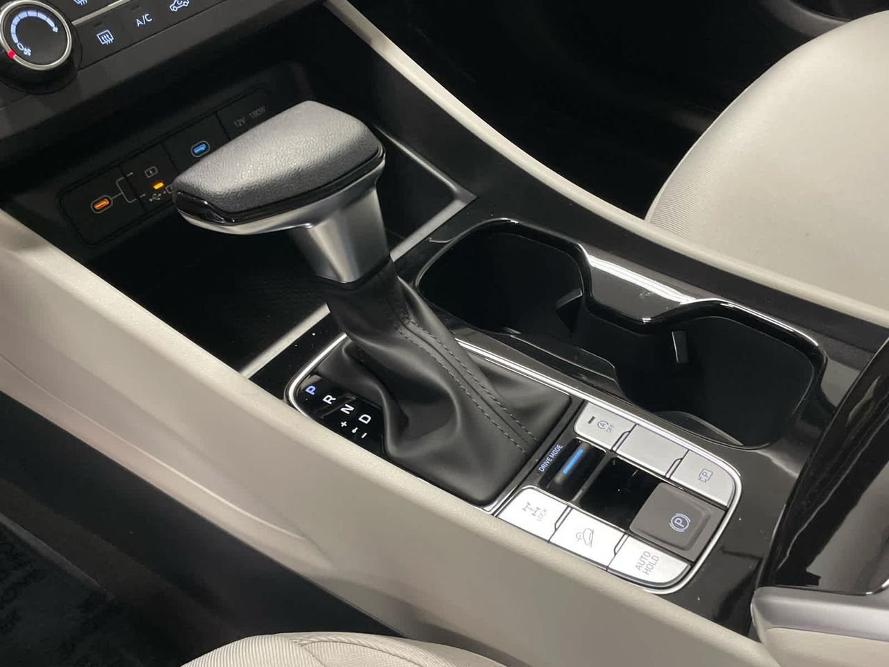New 2026 Atlantis Blue Hyundai SE AWD image 27