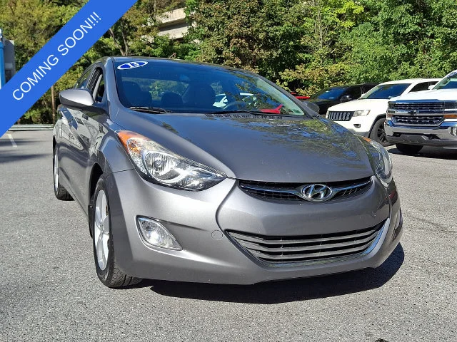 Used 2013 Gray Hyundai GLS image 3