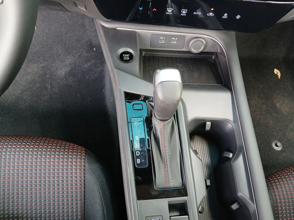 New 2026 Gray Nissan SR image 15