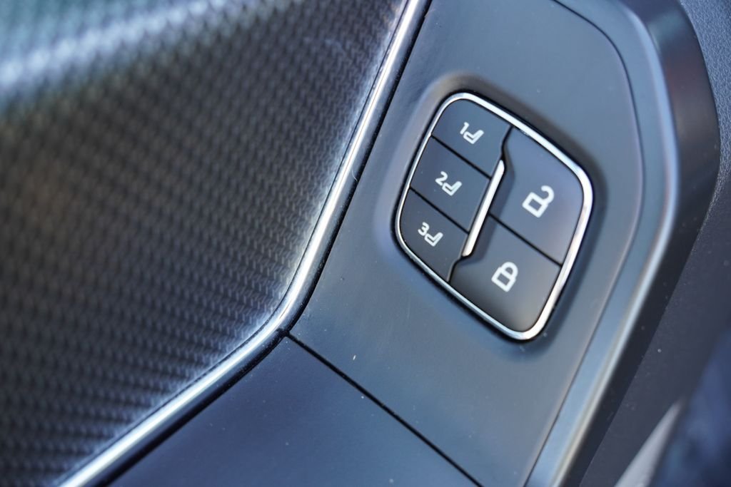 Used 2025 Gray Ford Raptor image 25