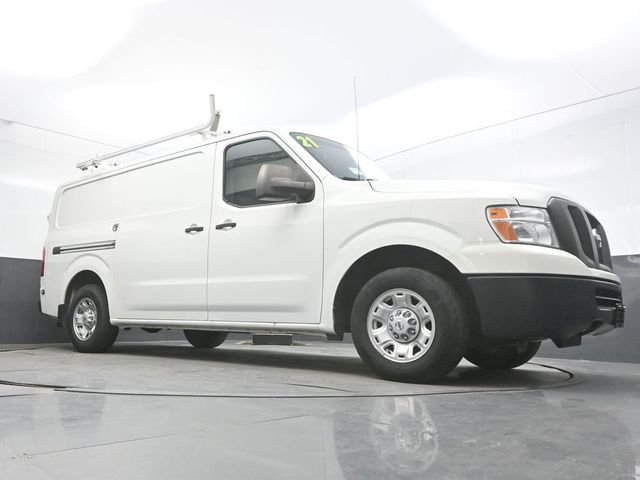 Used 2021 White Nissan SV image 32