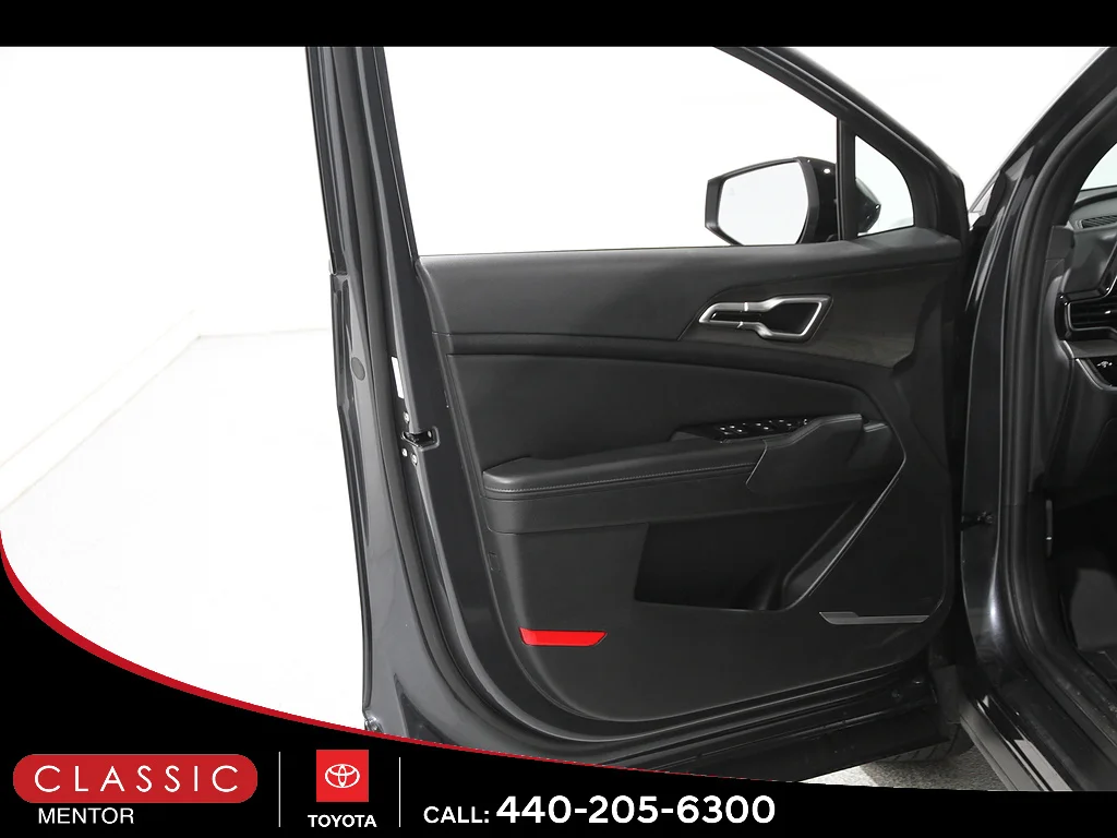 Used 2024 Gravity Gray Kia X-Line image 4