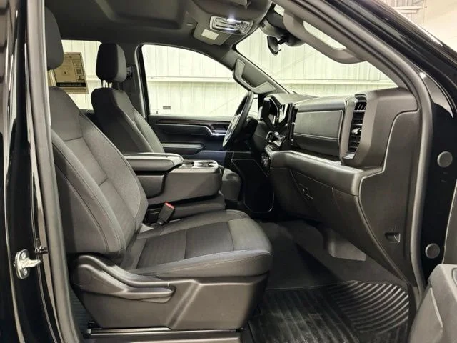Used 2026 Black Chevrolet LT image 21