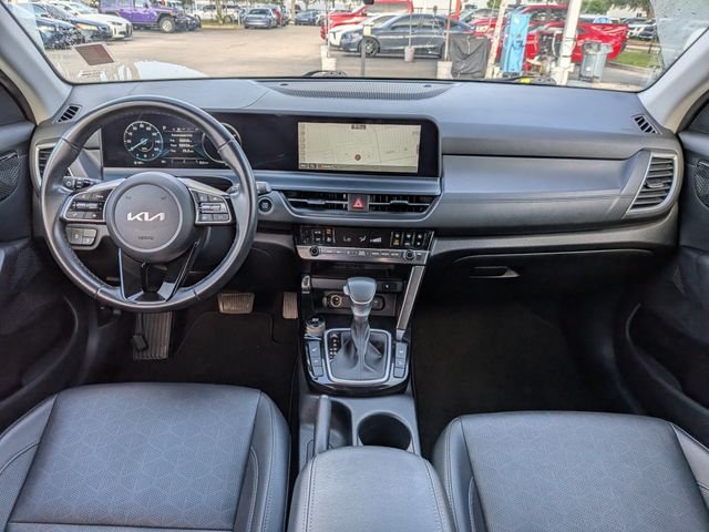 Photo 16