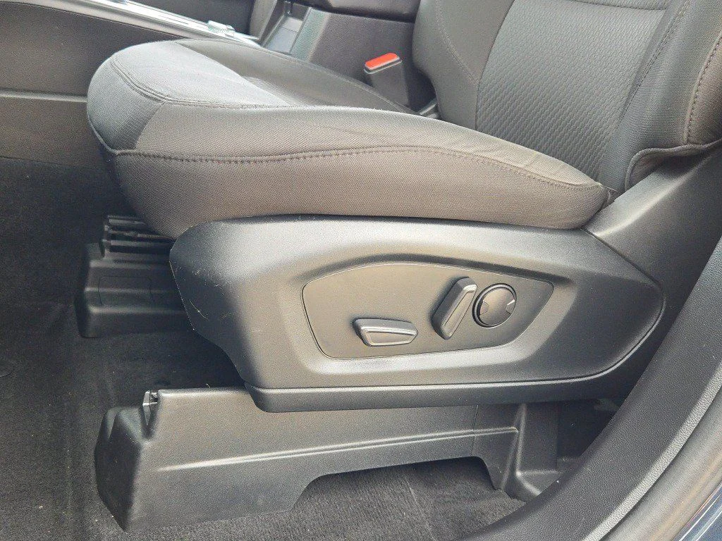 2022 Ford Explorer XLT - Photo 22