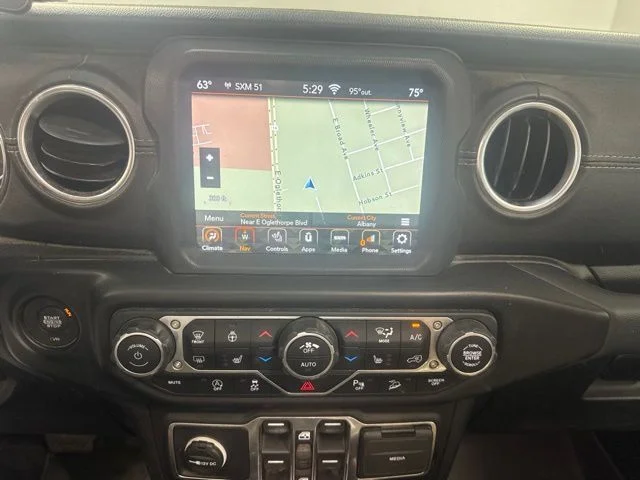 Used 2020 Black Jeep Unlimited Sahara image 15