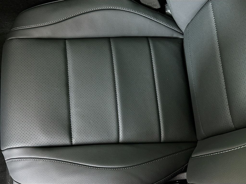 Used 2026 Selenite Grey Metallic Mercedes-Benz GLE 350 image 19