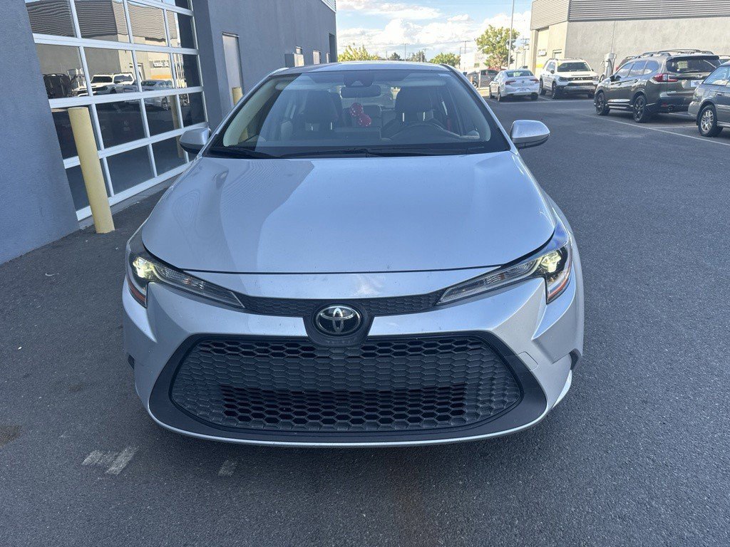 Used 2022 Silver Toyota LE image 2