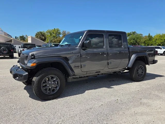 New 2026 Granite Crystal Metallic Clearcoat Jeep Sport S image 3