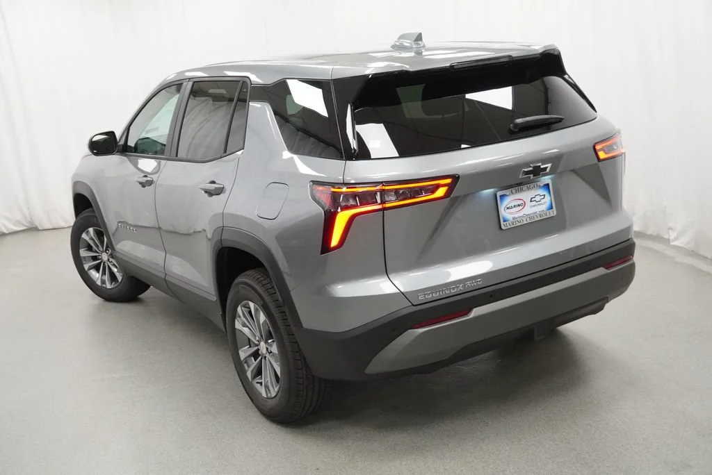 New 2027 Sterling Gray Metallic Chevrolet LT image 36