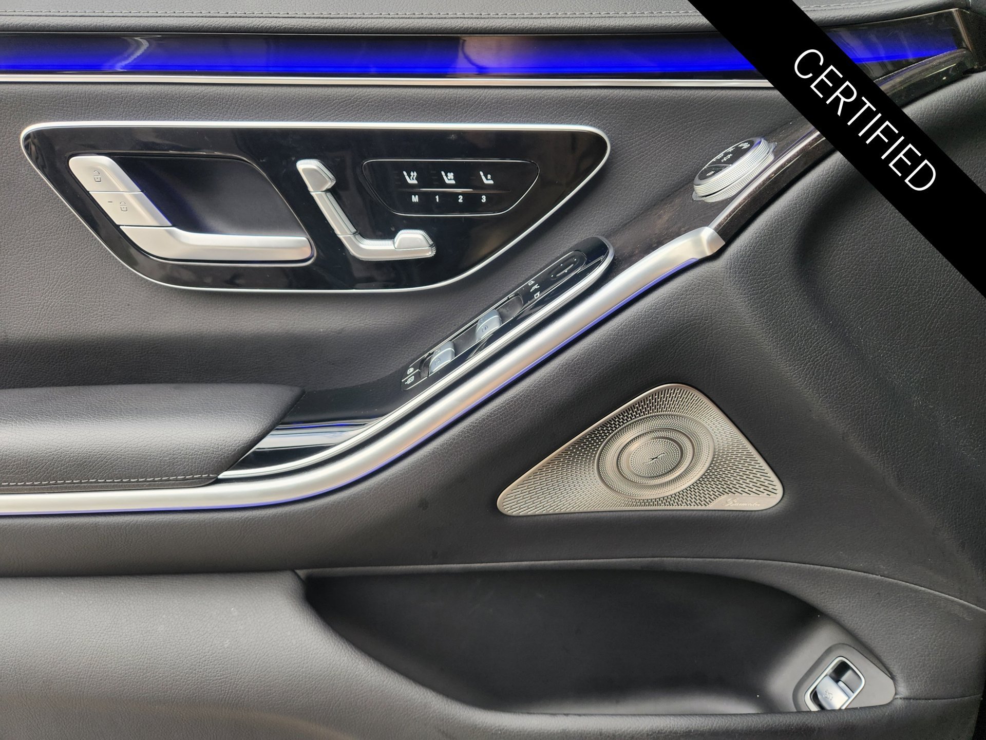 Certified Used 2022 Obsidian Black Metallic Mercedes-Benz S 500 image 23