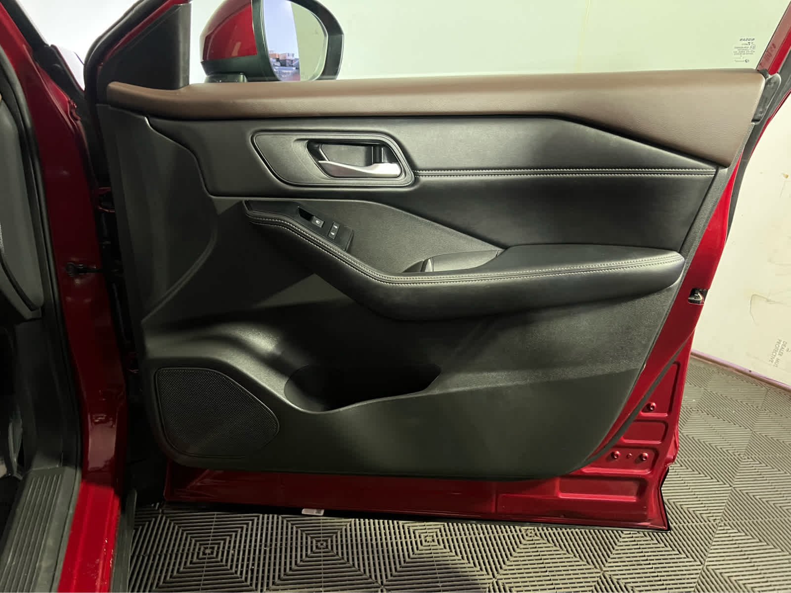 Used 2023 Scarlet Ember Tintcoat Nissan SV image 32