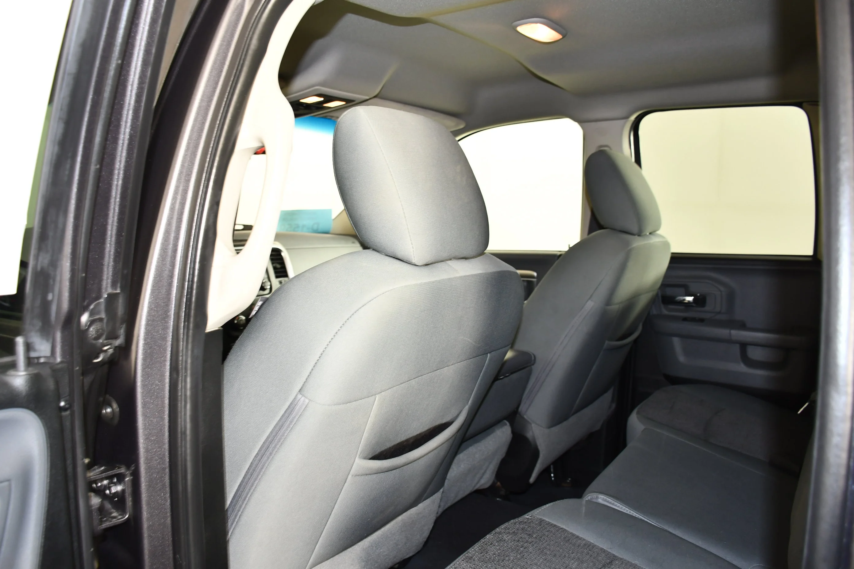Used 2016 Granite Crystal Metallic Clearcoat Ram Big Horn image 48