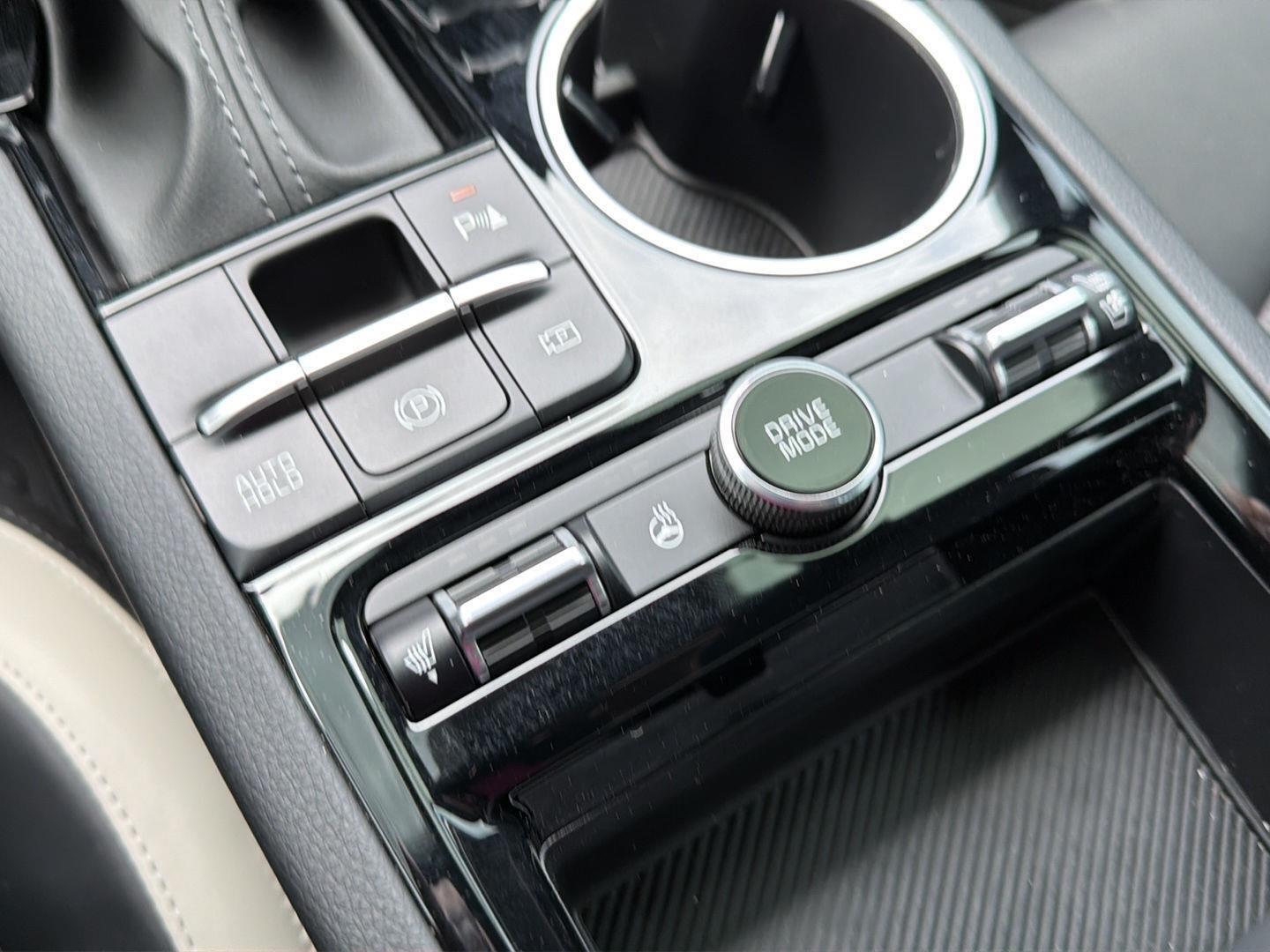 Used 2026 Steel Matte Gray Kia GT-Line image 31
