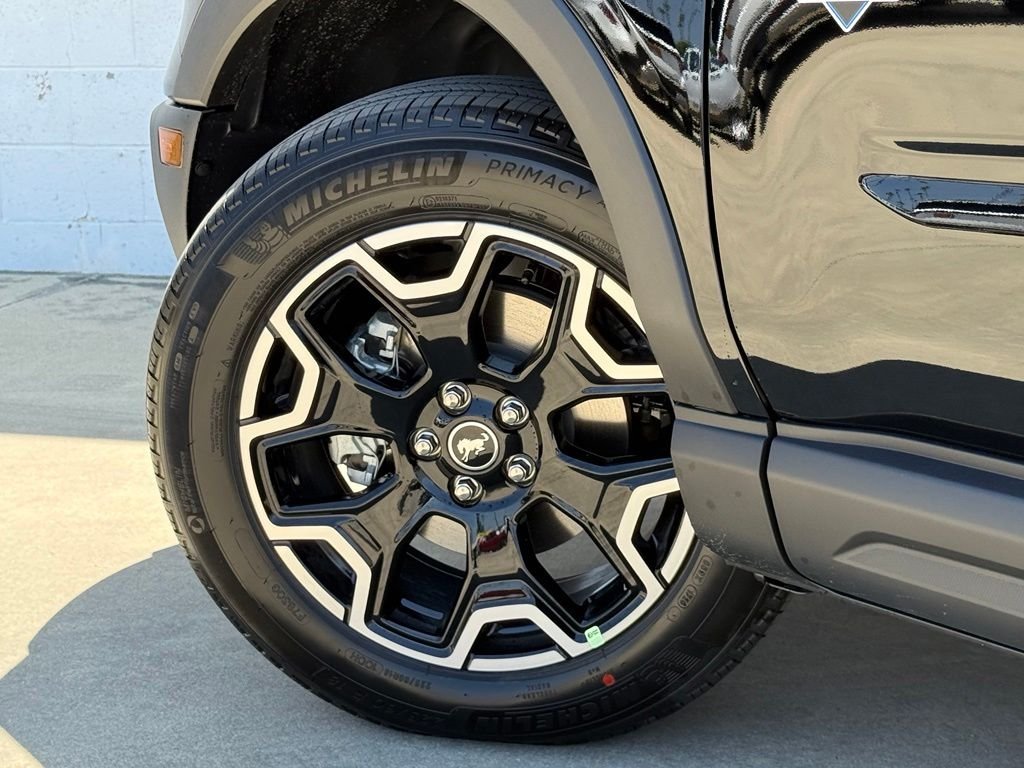New 2026 Shadow Black Ford Outer Banks® image 15