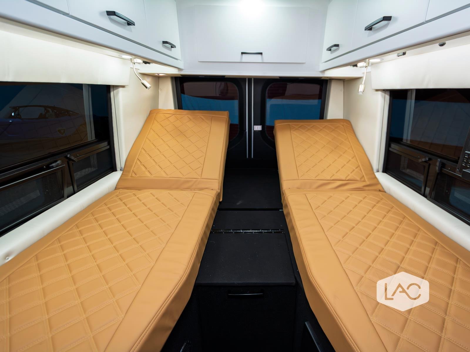 Used 2025 Iridium Silver Coachmen M-24 | Dual-Twin Beds|Generator|Electrical Pkg image 10