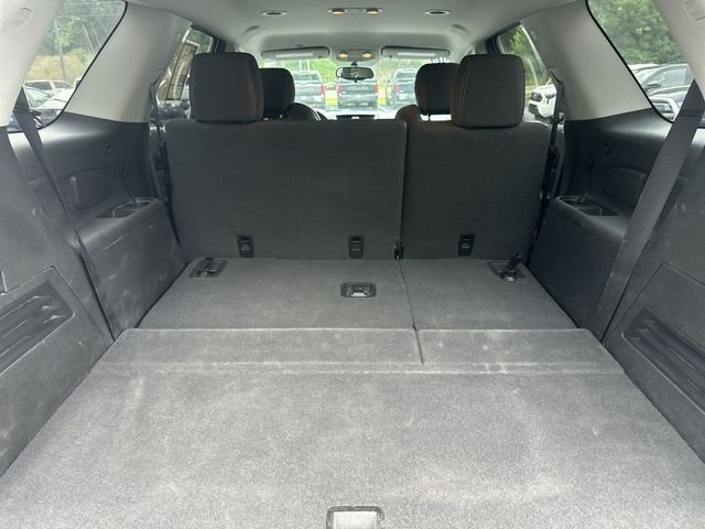 Used 2016 White GMC SLE-1 image 23