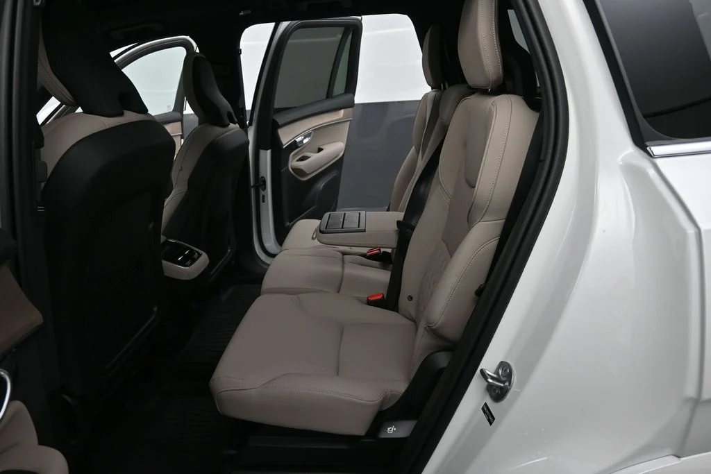 New 2026 Crystal White Volvo Plus image 14