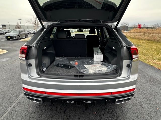 New 2026 Silver Mist Metallic Volkswagen 2.0T SEL Premium R-Line image 19