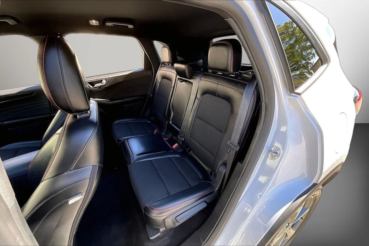 Certified Used 2025 Silver Ford ST-Line Select image 21