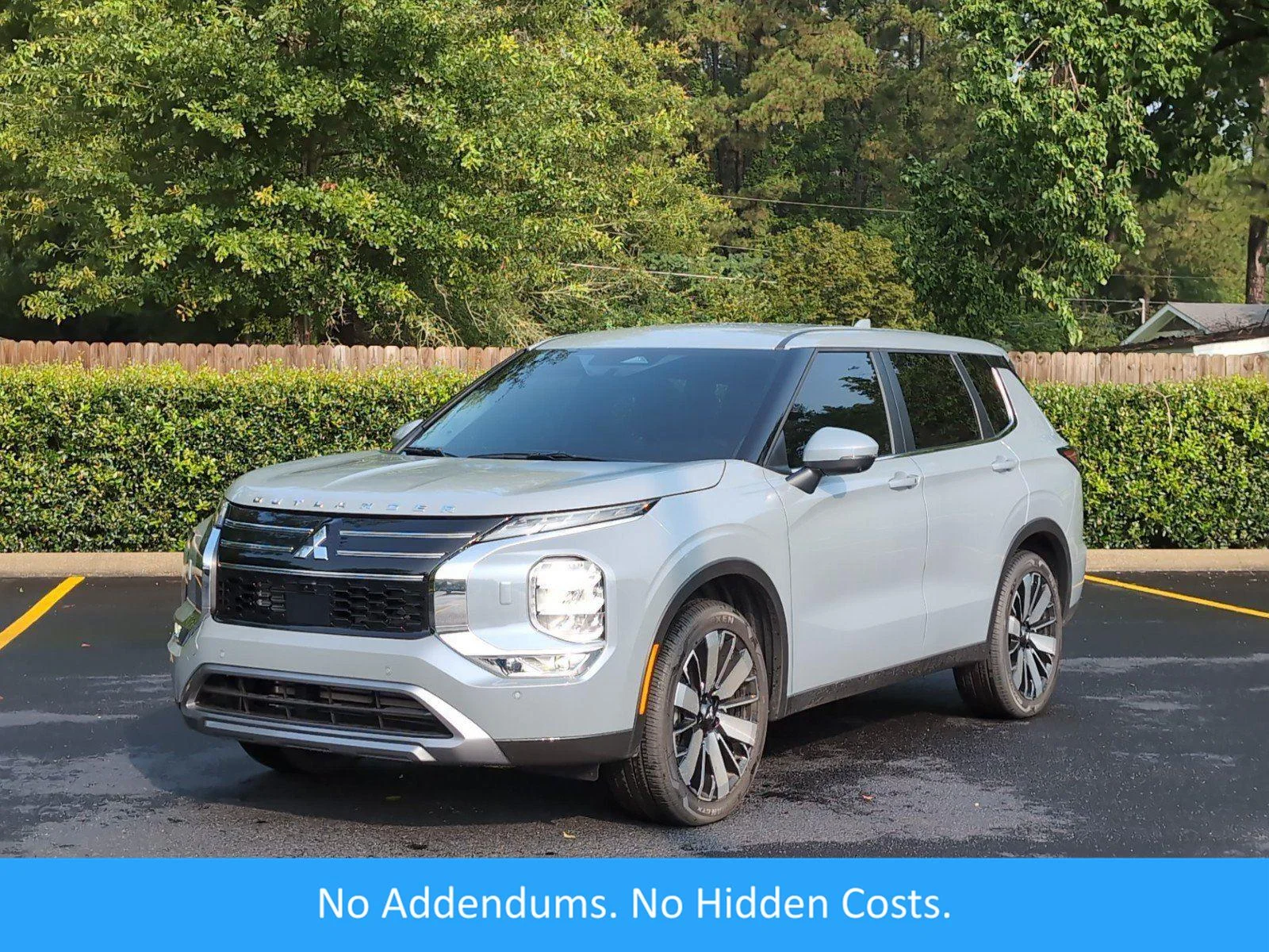 2026 Mitsubishi Outlander SE S-AWC's photo