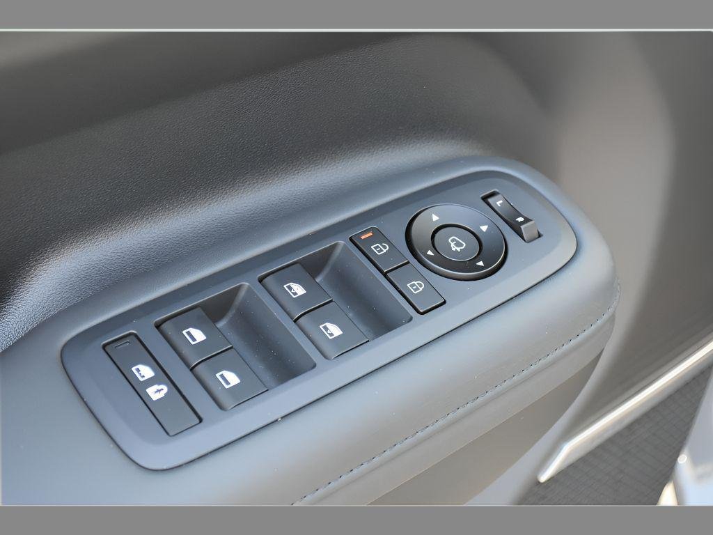 2026 Hyundai Santa Fe Limited - Photo 17