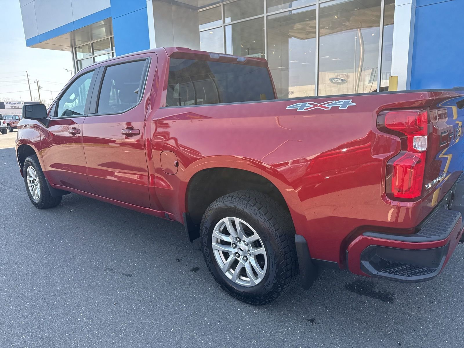 Used 2019 CAJUN RED TINTCOAT Chevrolet RST image 11