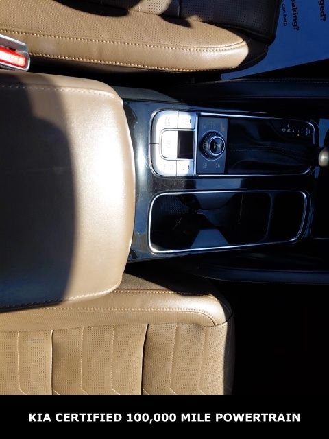 Used 2022 White Kia SX image 14
