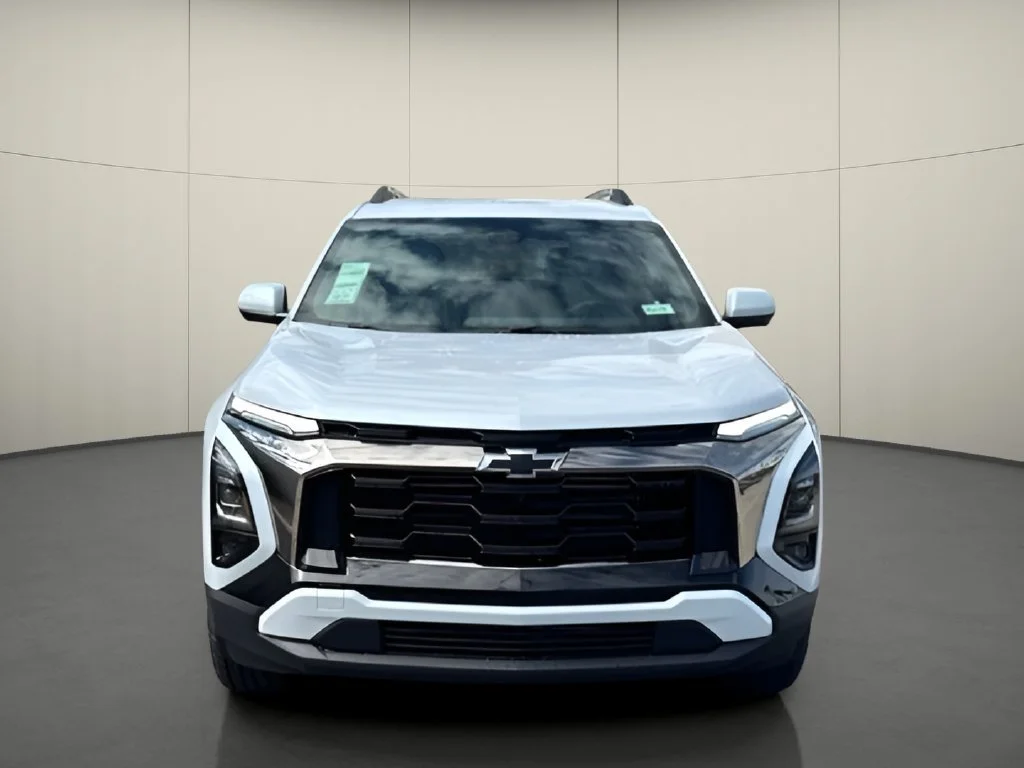 New 2027 Polar White Tricoat Chevrolet ACTIV image 5