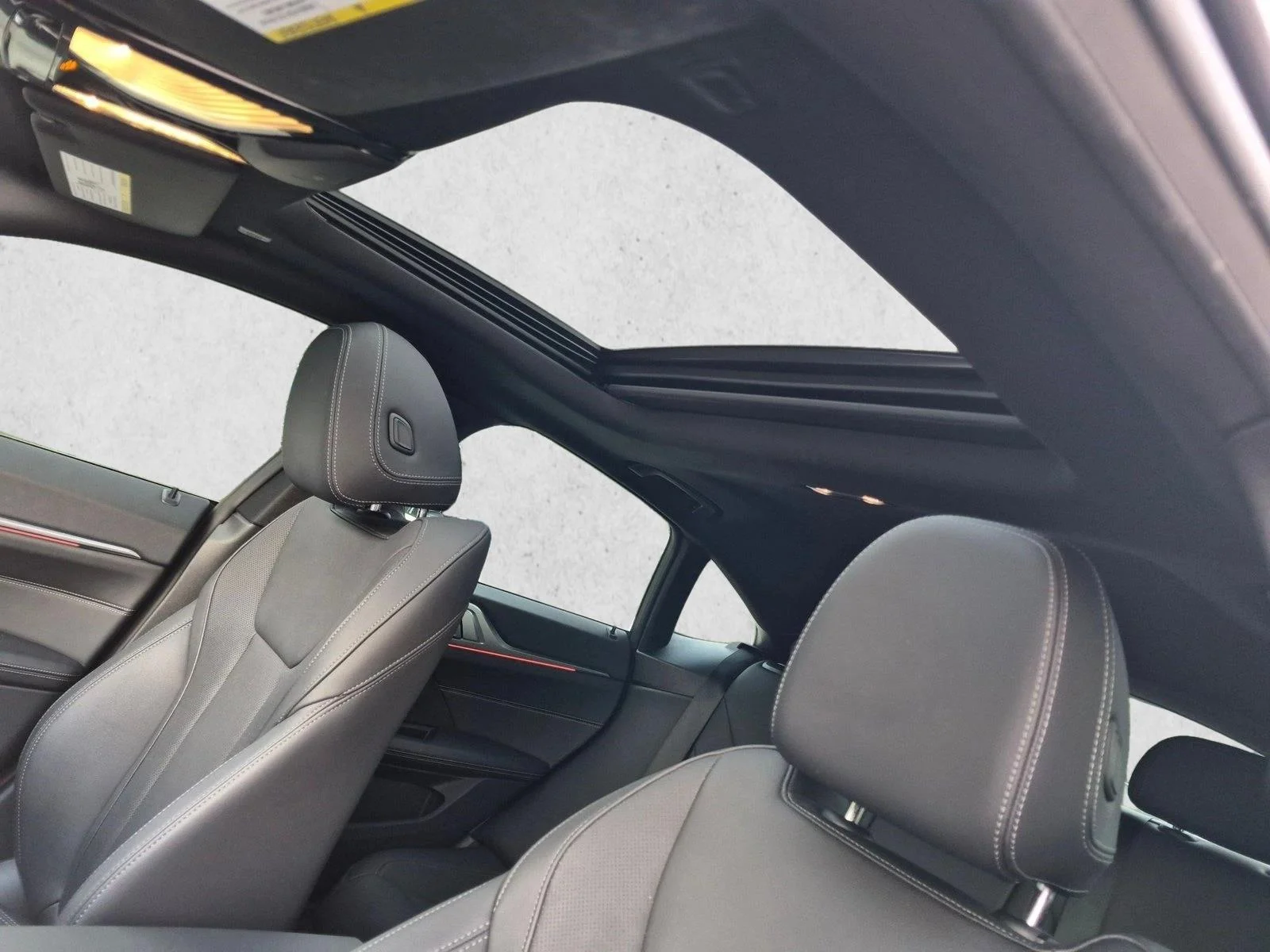 Used 2023 Black Sapphire Metallic BMW 430i image 15