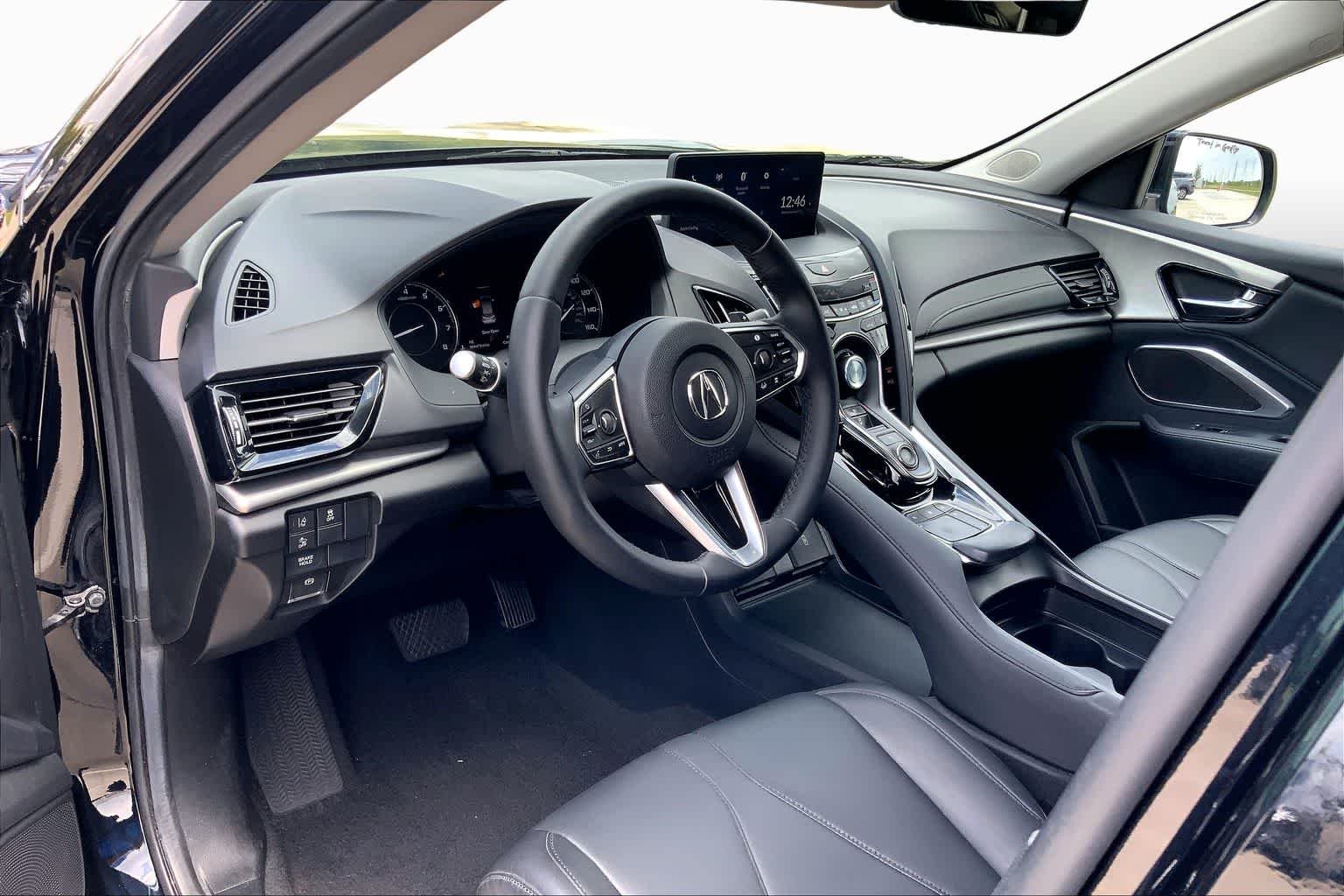 Used 2019 Majestic Black Pearl Acura  image 17