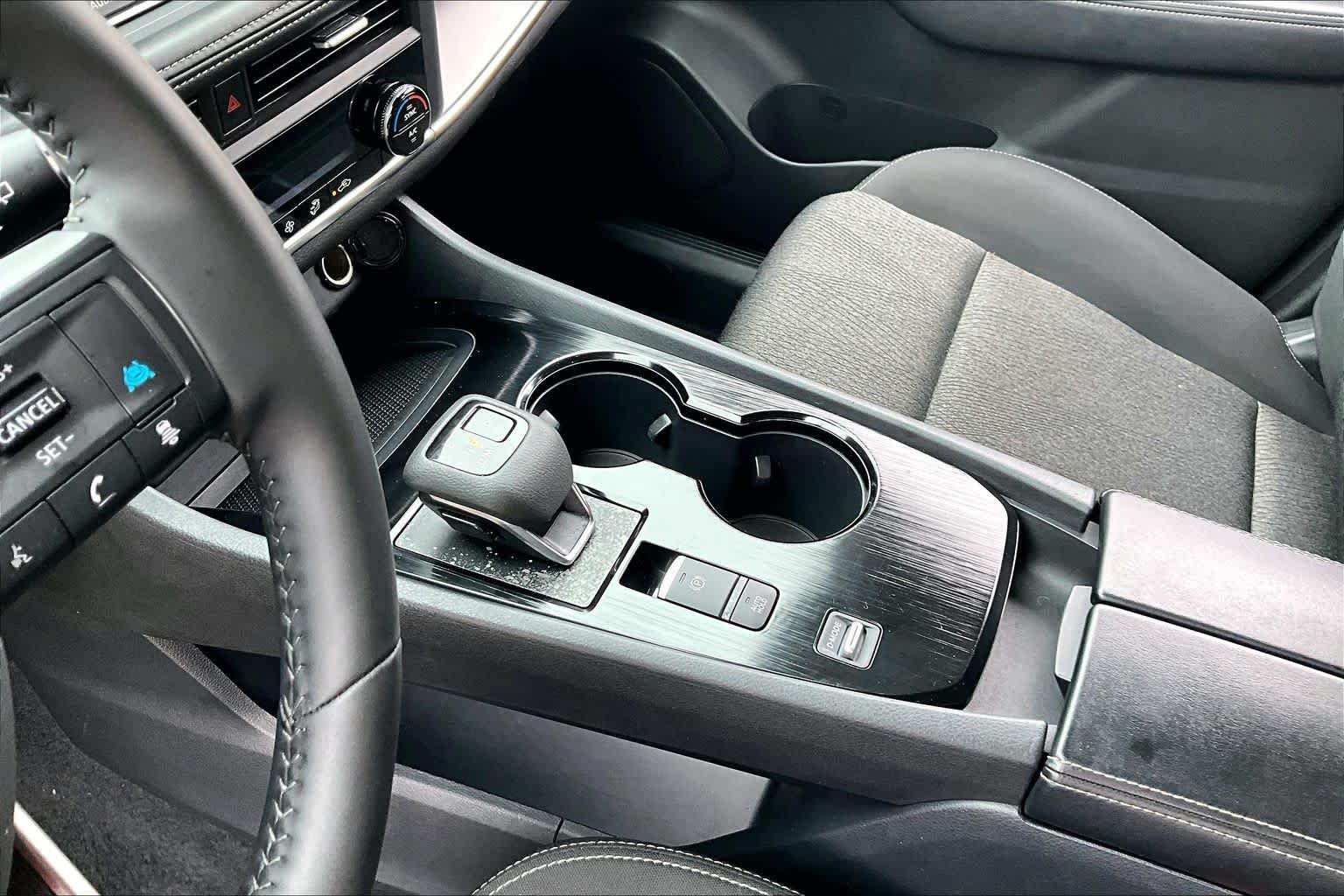 Used 2025 Brilliant Silver Metallic Nissan SV image 15