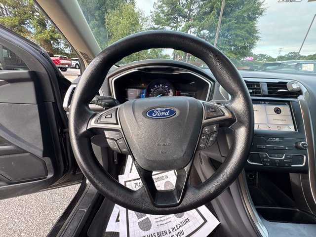 Used 2019 Agate Black Ford SE image 9
